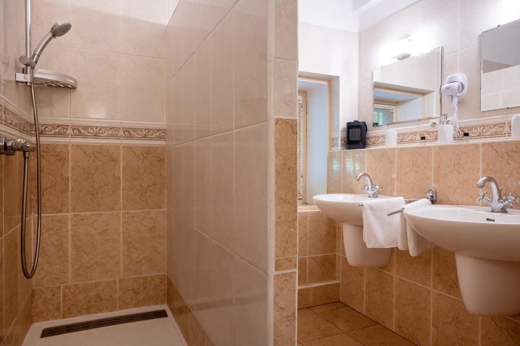 La Dominotte Bed & Breakfast Demigny Bilik gambar